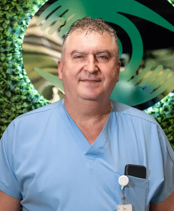 д-р Винченцо Николов